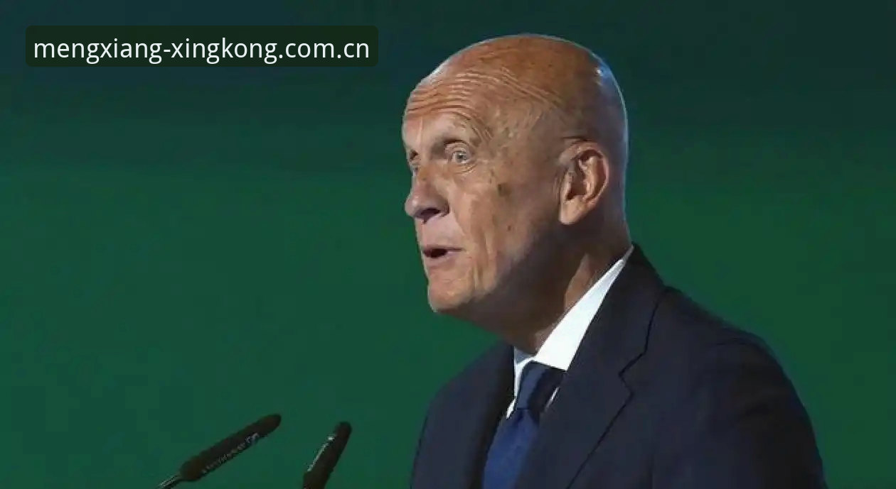 2026世界杯裁判规则最新动态：科里纳详解红牌新规与VAR升级